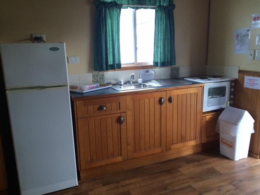 Smugglers Cove Holiday Village Forster Room photo
