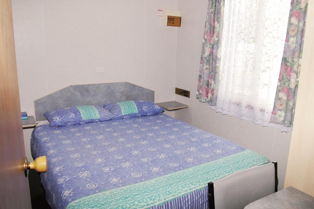 Smugglers Cove Holiday Village Forster Room photo