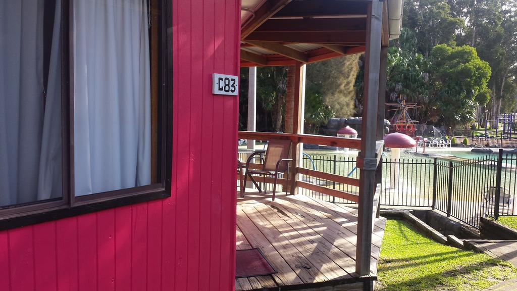 Smugglers Cove Holiday Village Forster Room photo
