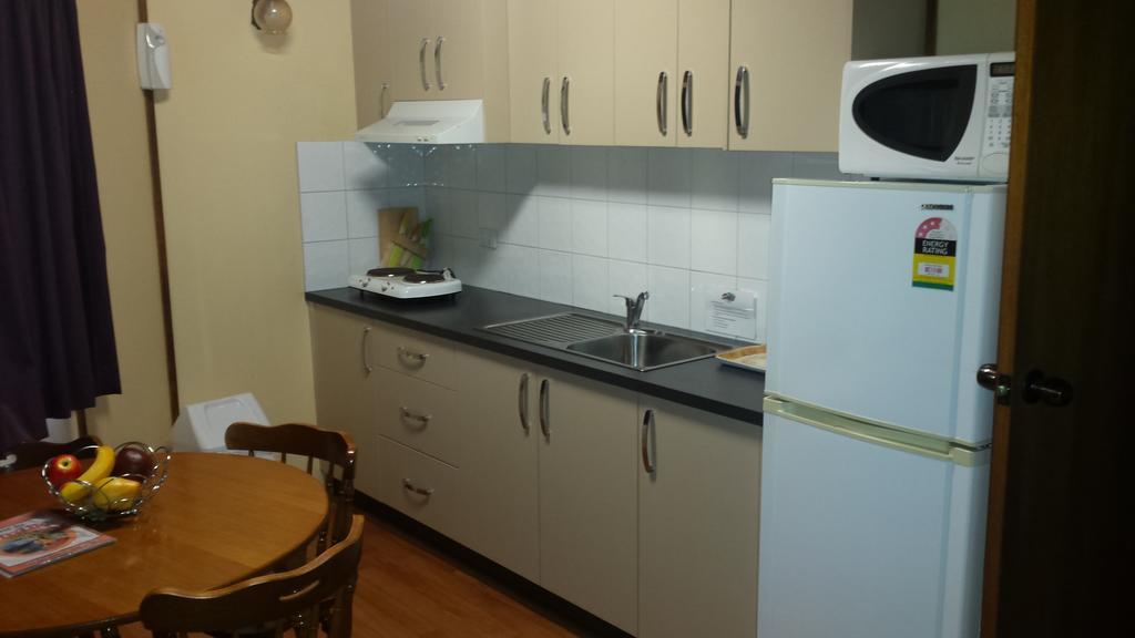 Smugglers Cove Holiday Village Forster Room photo